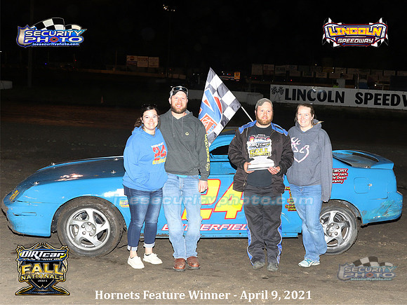 A_Hornet Feature Winner_6469