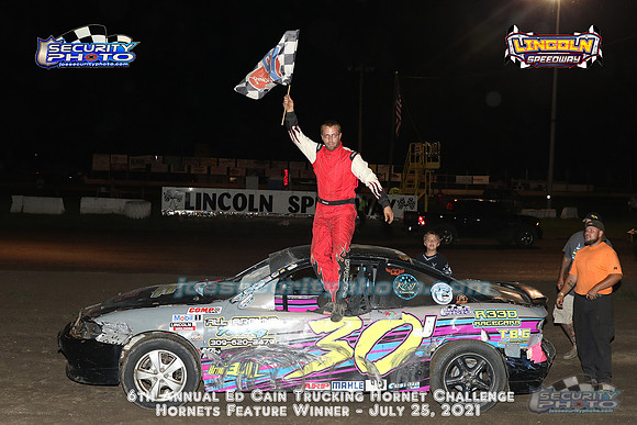 A_Hornet feature winner 1332