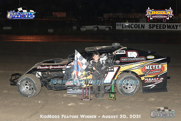 A_KidModz feature winner 1801