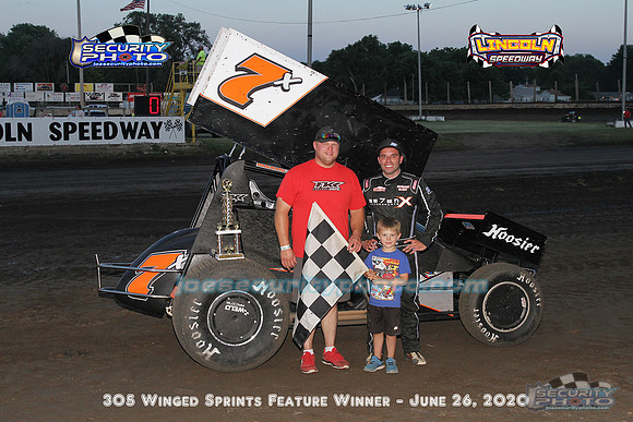 A_305 feature winner 2435