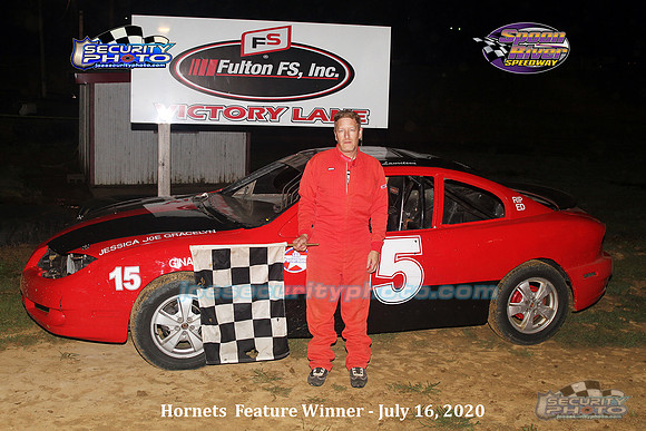 A_hornets feature winner_3345